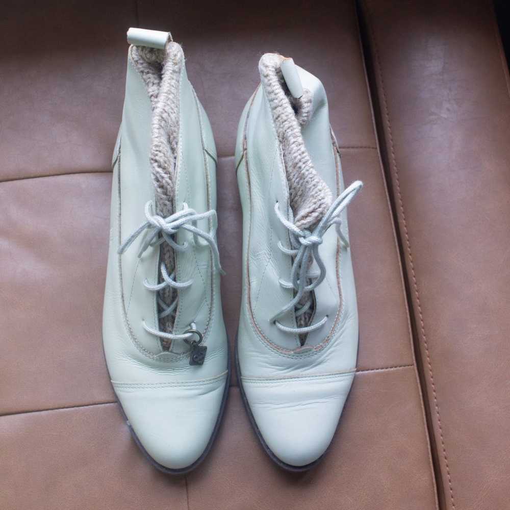 Vintage Sam & Libby Edelman Ankle Boots Size 9 - image 2
