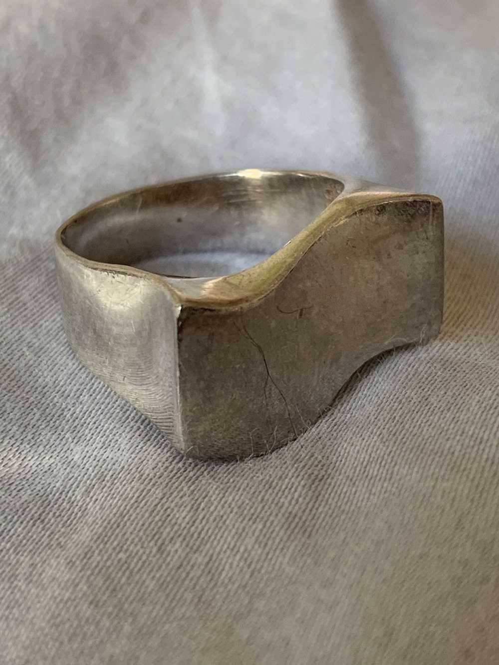 Avant Garde 925 Silver Wave Signet Ring Size 7 US - image 2