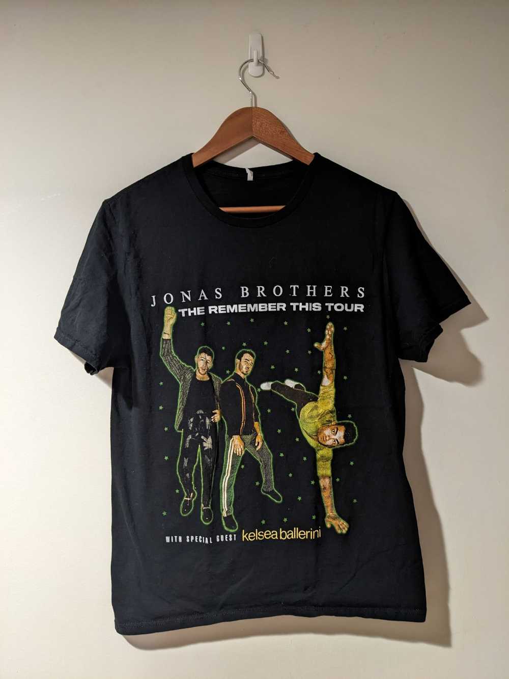 Band Tees × Streetwear × Tour Tee Jonas Brothers … - image 1