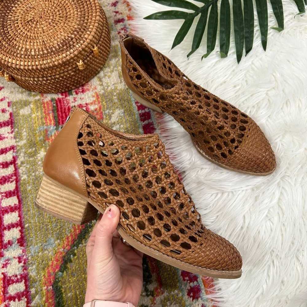 Anthropologie Jeffrey Campbell Brown Leather Bask… - image 1