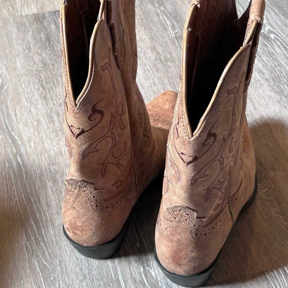 Justin Ladies Mckayla 12" Tan Stampede Western Bo… - image 3