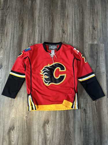 Ccm × NHL × Vintage Vintage CCM Calgary Flames Ad… - image 1