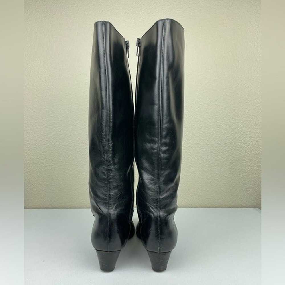 VTG BALLY Women's 8 38.5 Black Leather Heeled Kne… - image 4
