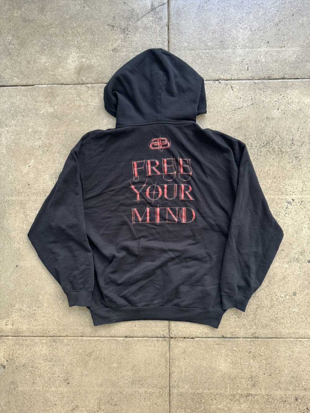 Balenciaga Balenciaga Free Your Mind Hoodie - image 4