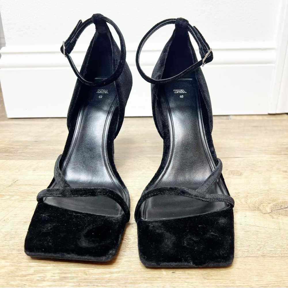 NEW ZARA Velvet Ankle Strap Heeled Sandals 9 Black - image 3
