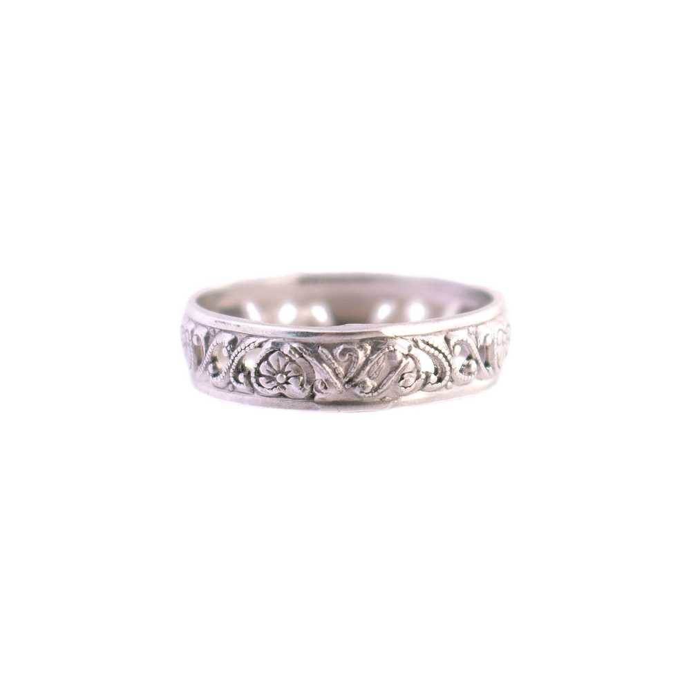 Sterling Floral Heart Patterned Band - image 2