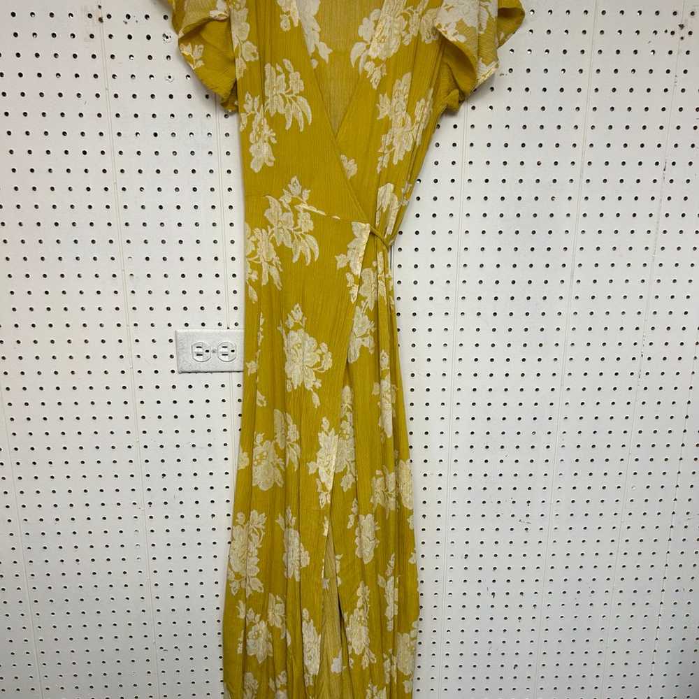 Lulu’s Heart of Marigold Yellow Floral Print Wrap… - image 3