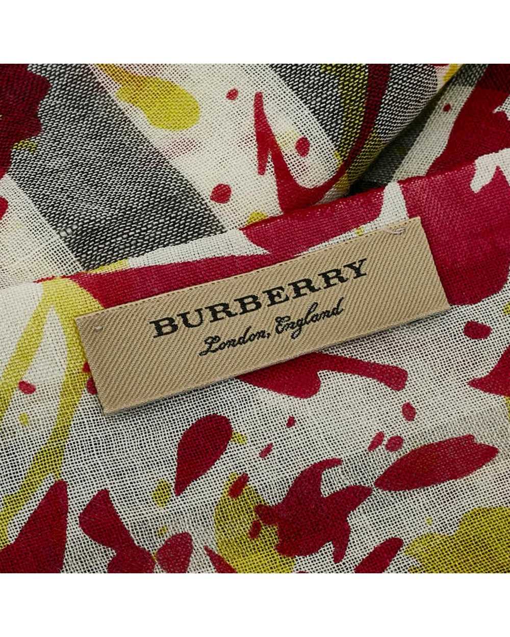 Burberry Luxury Wool and Silk Beige Stole - image 3