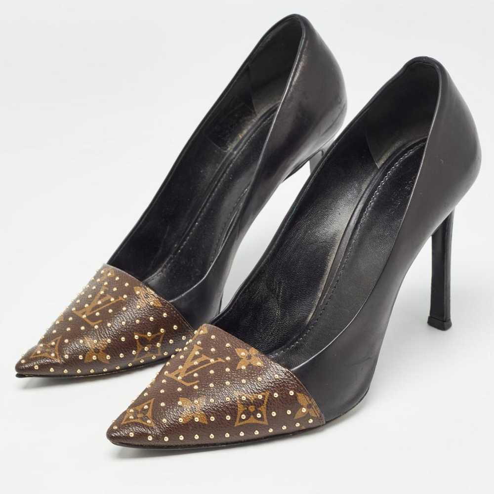 Louis Vuitton Leather heels - image 2