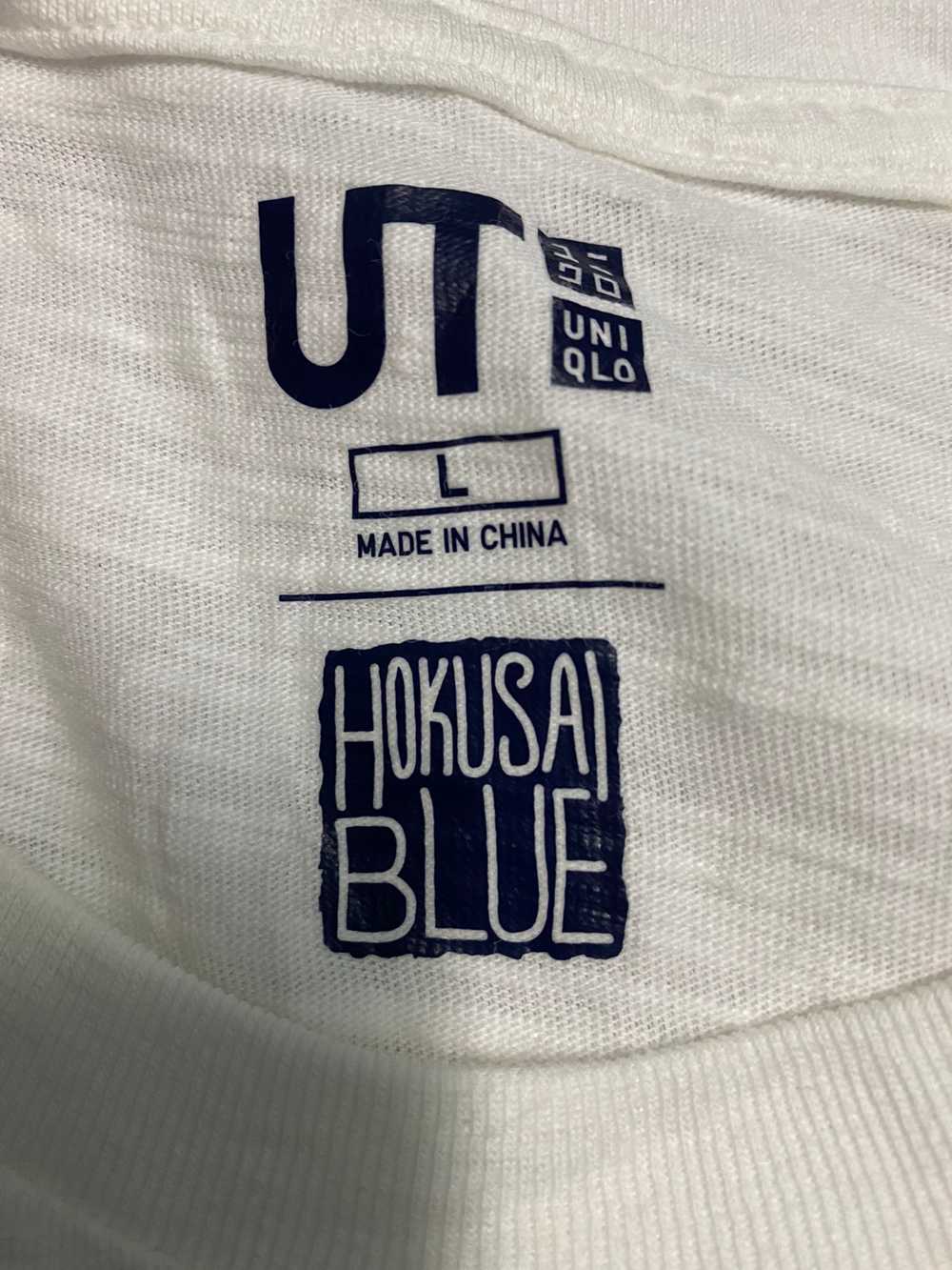 Uniqlo - HOKUSAI BLUE UNIQLO TSHIRT - image 5