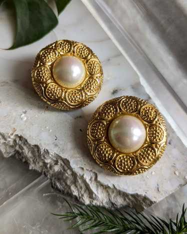 80s Dior Gold Faux Pearl Earrings - image 1