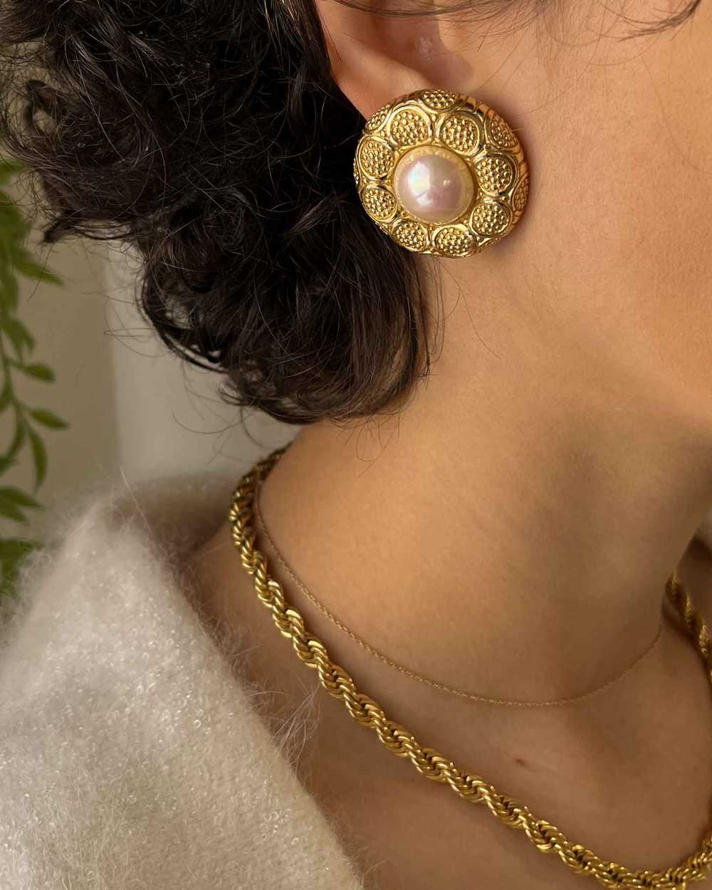 80s Dior Gold Faux Pearl Earrings - image 2