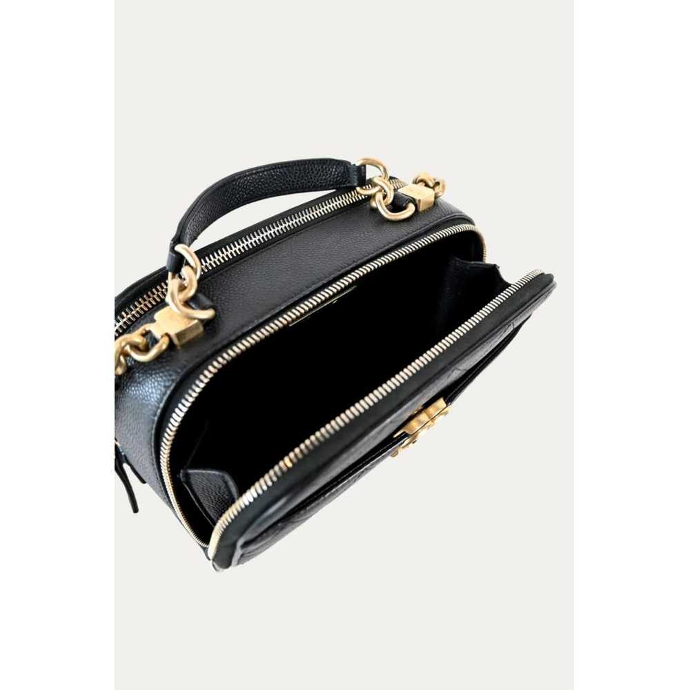 Chanel Business Affinity leather crossbody bag - image 8