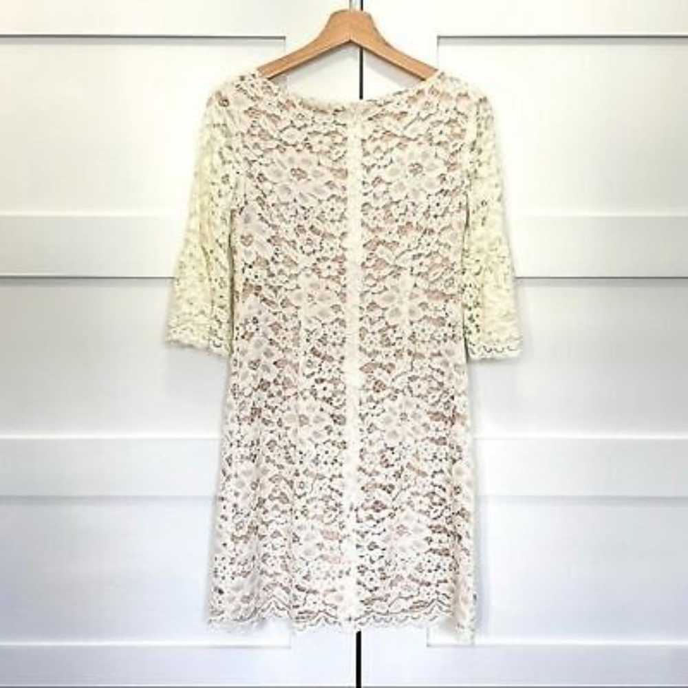 Vince Camuto lace dress size 2 tan cream floral l… - image 2