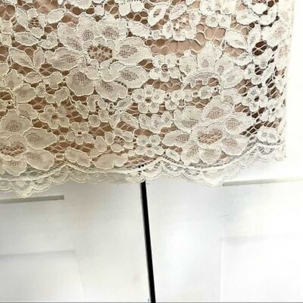 Vince Camuto lace dress size 2 tan cream floral l… - image 3