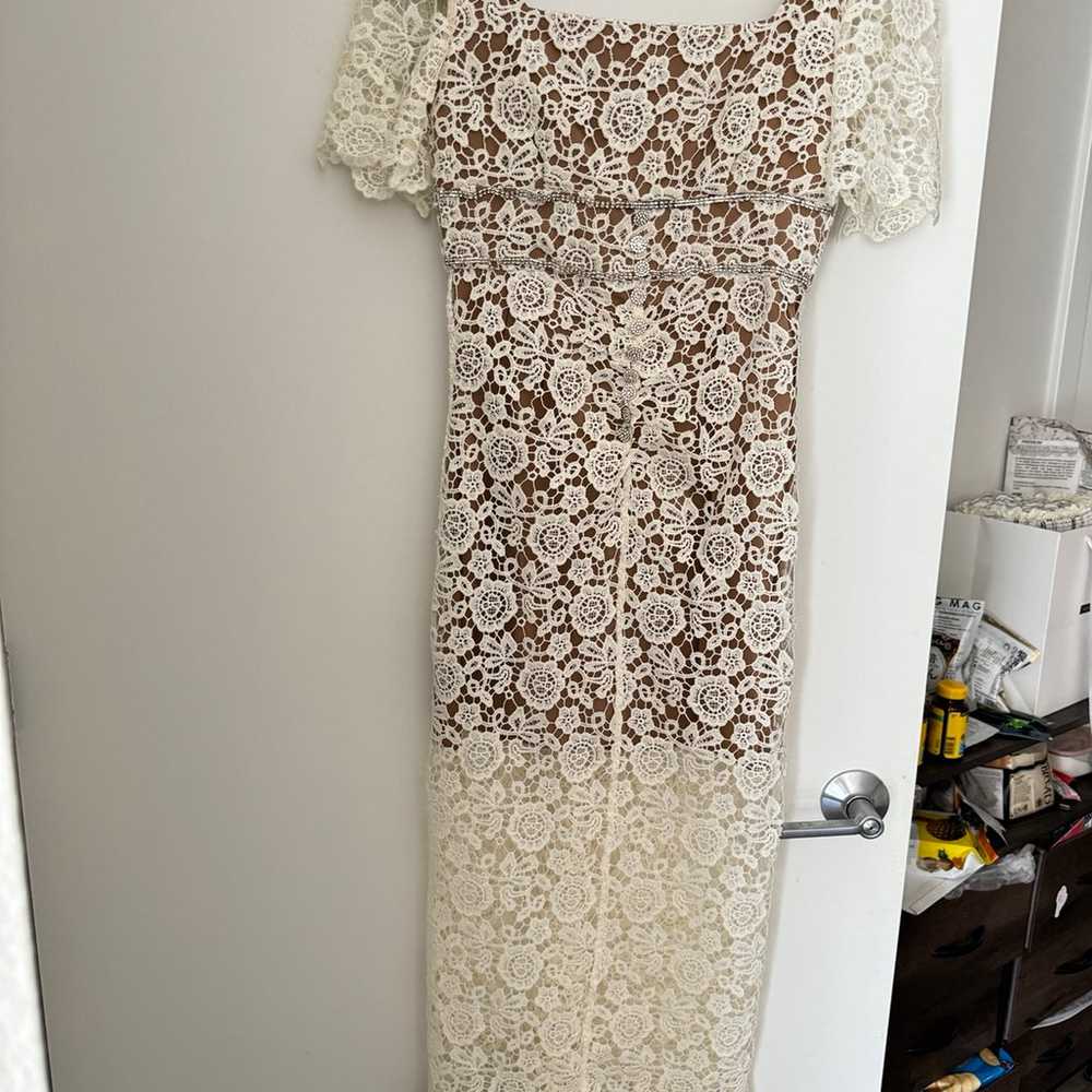 Long white lace dress - image 2