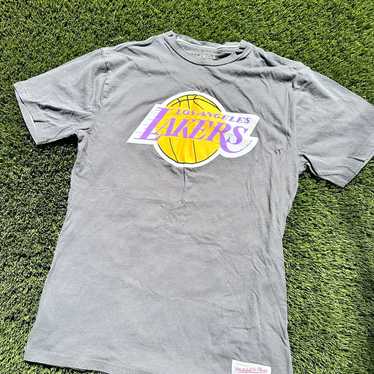 Mitchell & Ness Los Angeles Lakers Tshirt Gray Si… - image 1