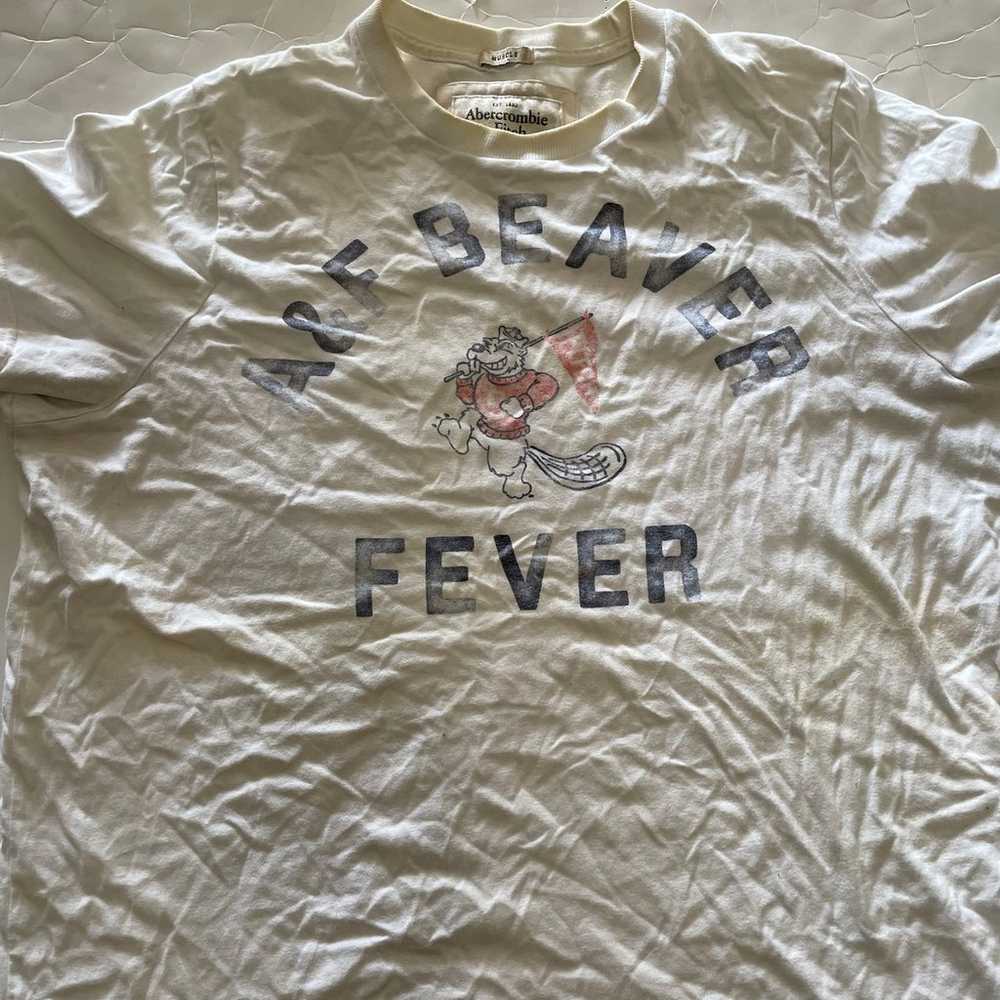 Abercrombie and Fitch White Vintage Beaver Fever … - image 3