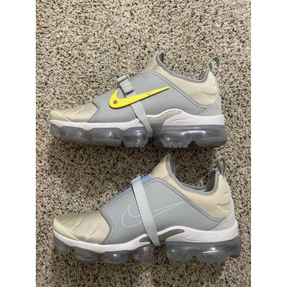 Nike VaporMax Plus low trainers - image 3