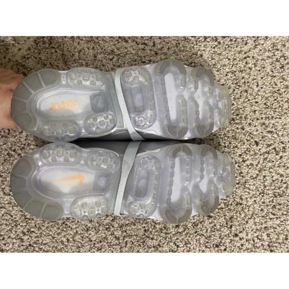 Nike VaporMax Plus low trainers - image 8