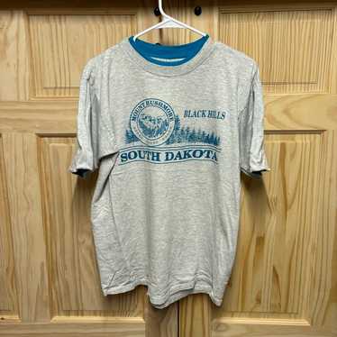 Vintage Black Hills South Dakota T-Shirt - image 1