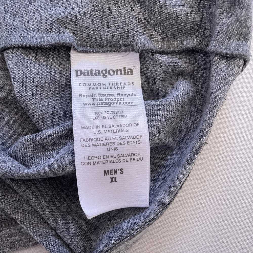 Patagonia Shirt Mens Extra Large Grey Slim Fit Ch… - image 4