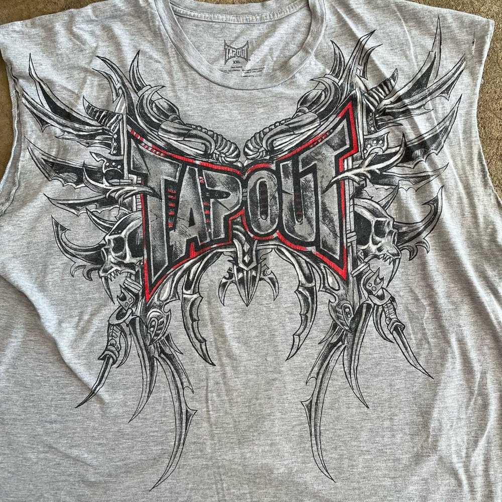 Vintage Tapout Heather Grey Sleeveless Cut Off Sh… - image 2