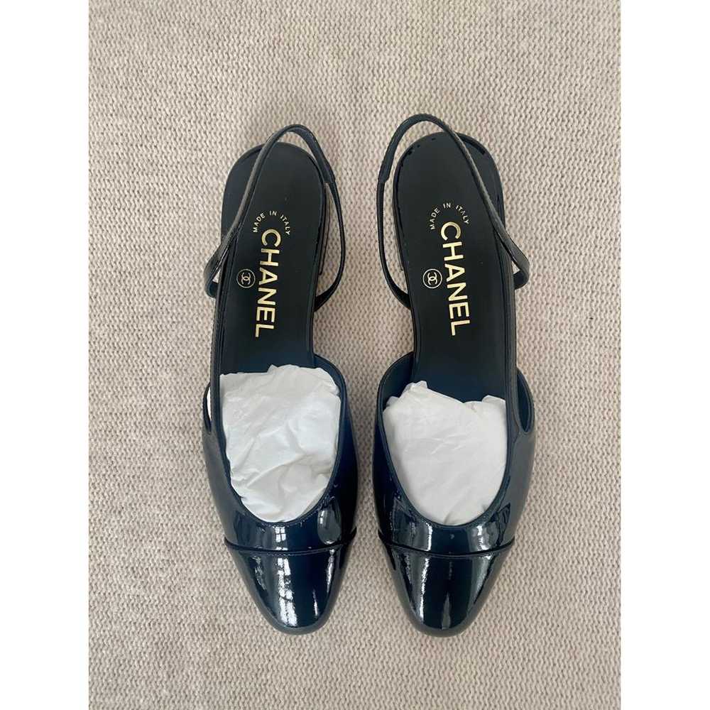 Chanel Slingback patent leather ballet flats - image 7