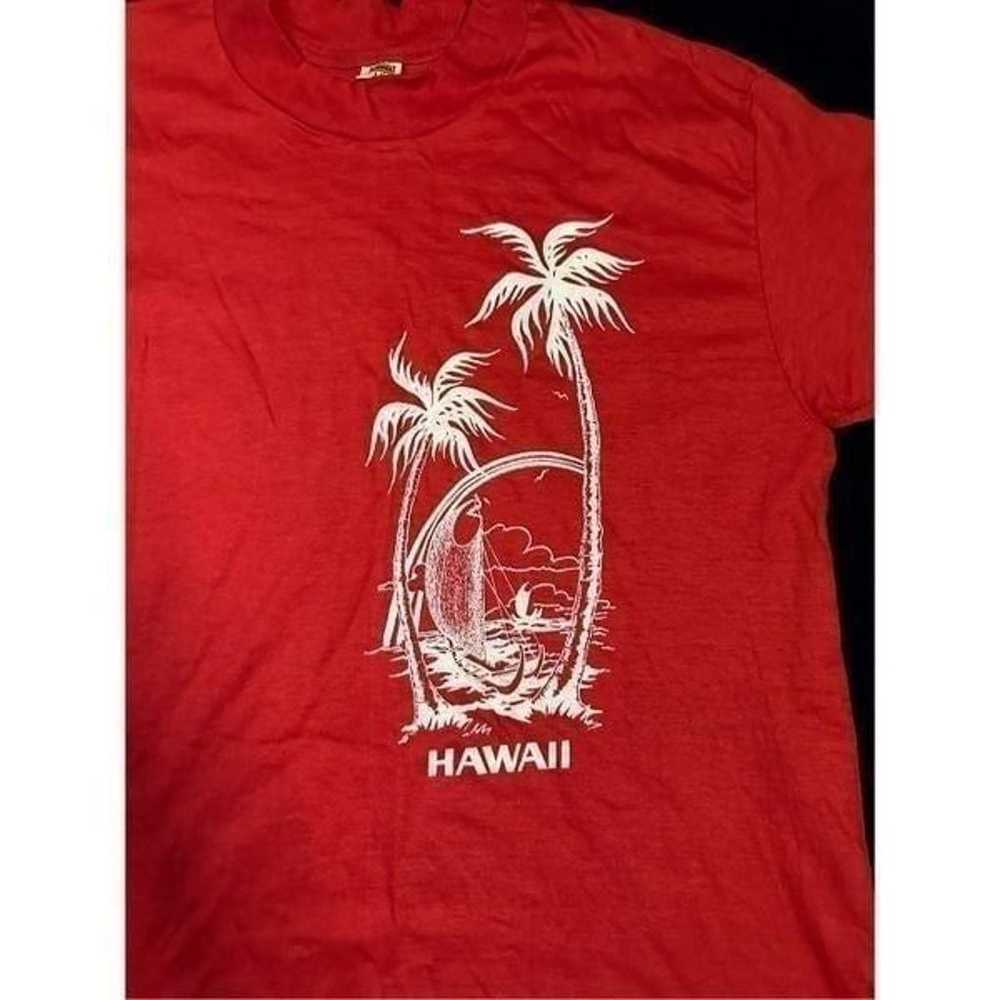 Vintage NWOT Hawaii Hanes Red Single Stitch T Shi… - image 3
