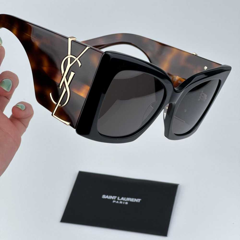 Saint Laurent Oversized sunglasses - image 11