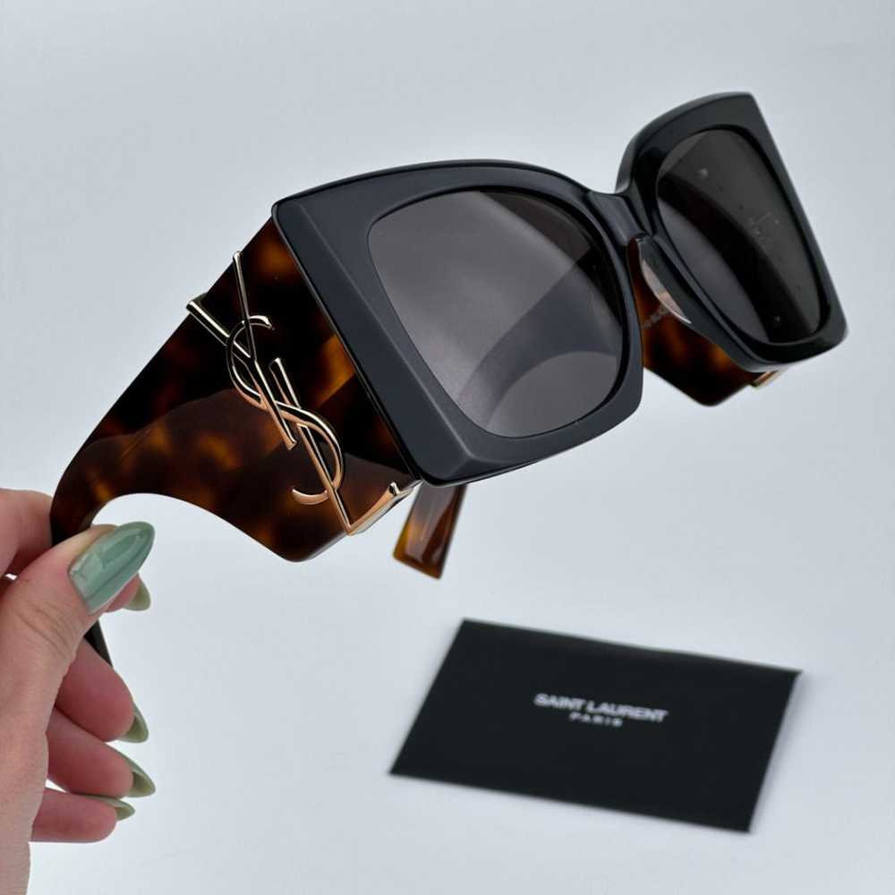Saint Laurent Oversized sunglasses - image 9