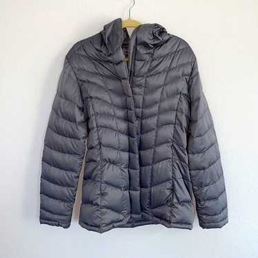 Large Women's Patagonia  Grey Puffer Jacket Coat - image 1