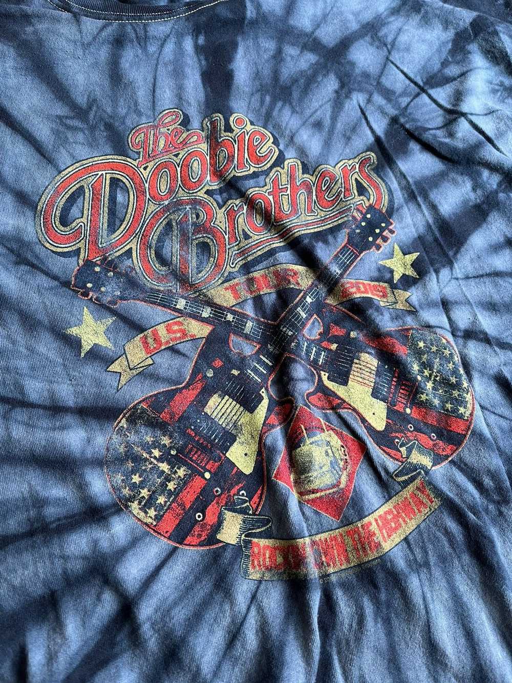 Band Tees × Vintage The Doobie Brothers “Rocking … - image 2