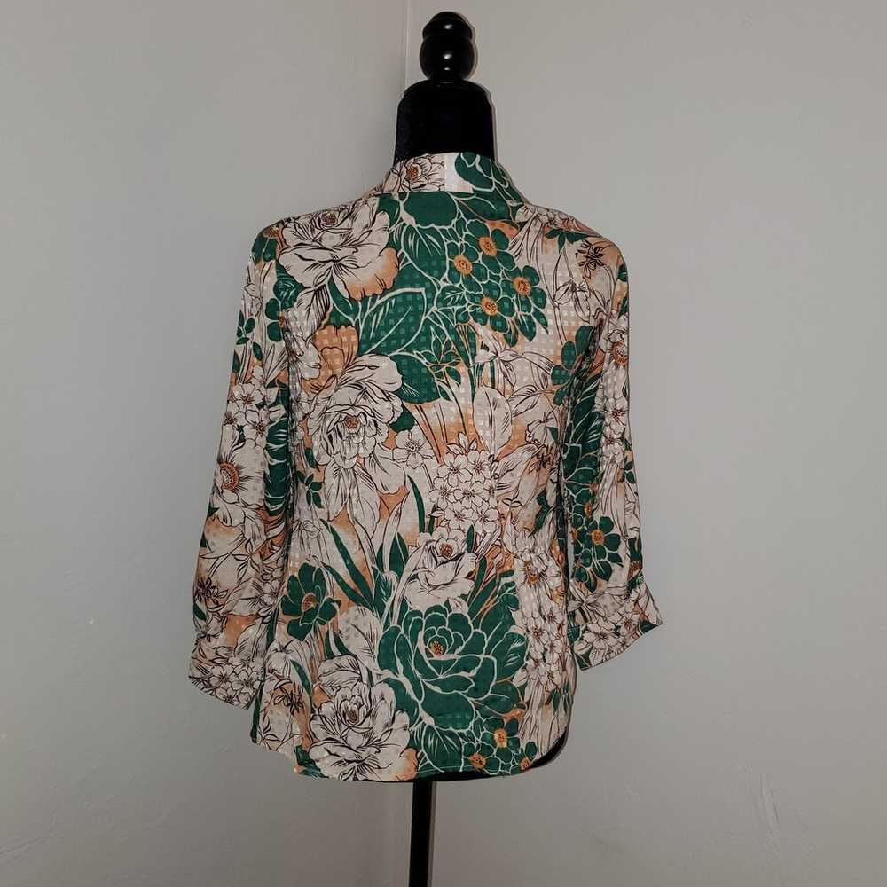 Gorgeous Vintage Rare XS Silk Blouse - image 12