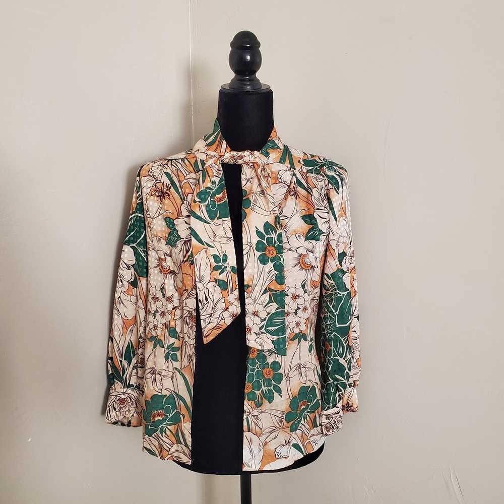 Gorgeous Vintage Rare XS Silk Blouse - image 1