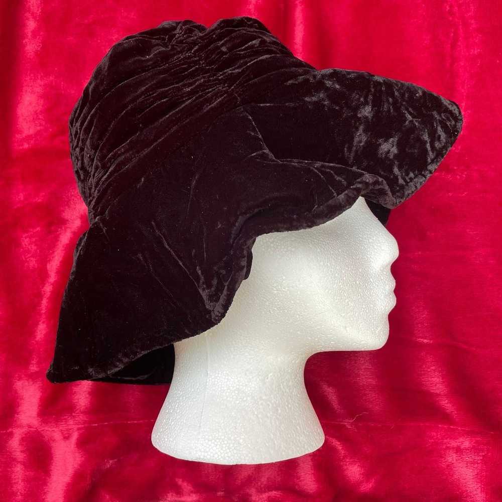 Vintage Velvet hat - image 3