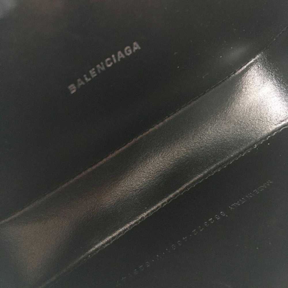 Balenciaga Everyday leather crossbody bag - image 9