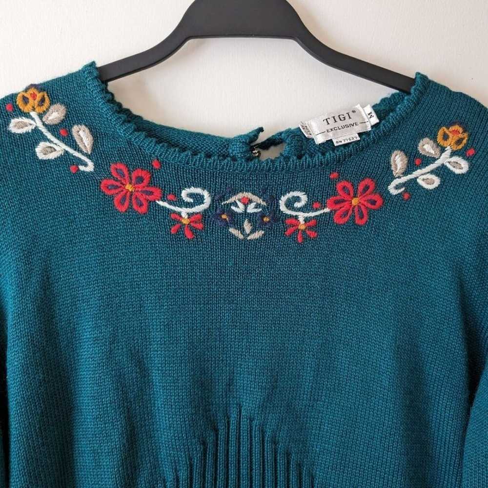 Vintage Embroidered Cottagecore Sweater Size Medi… - image 6