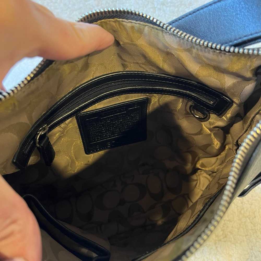 Coach black leather purse hobo shoulder bag cross… - image 5