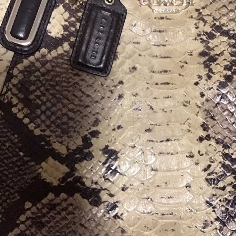 Coach Rare Embossed Leather Handbag Removable Sho… - image 3