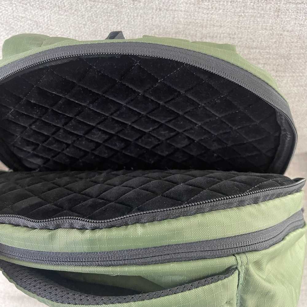 The Ridge Green Commuter Backpack with power bank - image 5