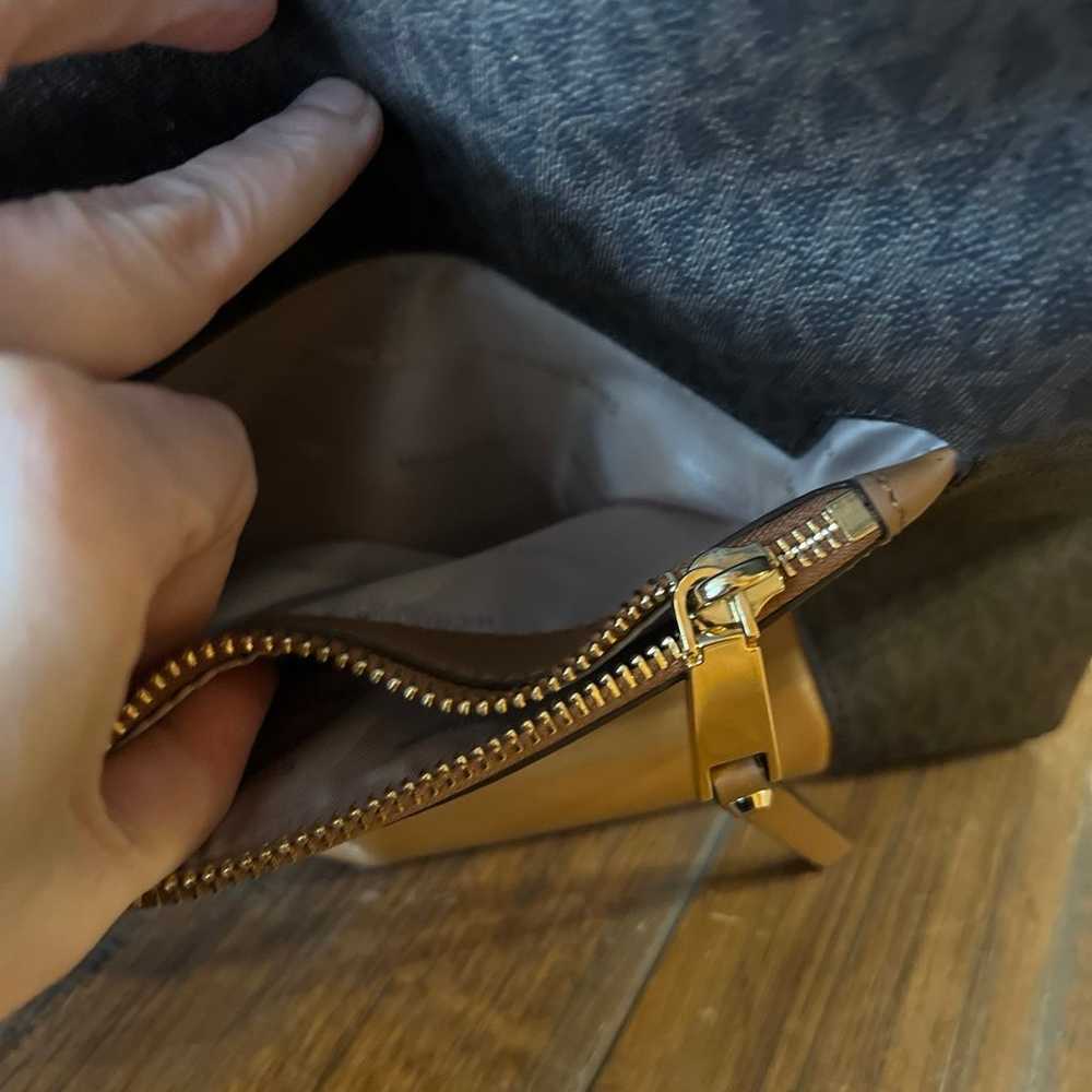 Michael Kors bag with kangaroo pouch. - image 7