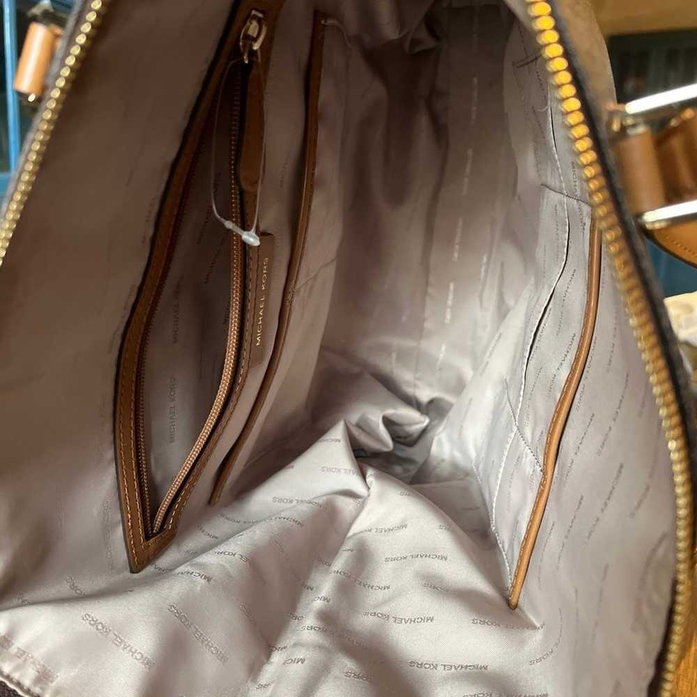 Michael Kors bag with kangaroo pouch. - image 9