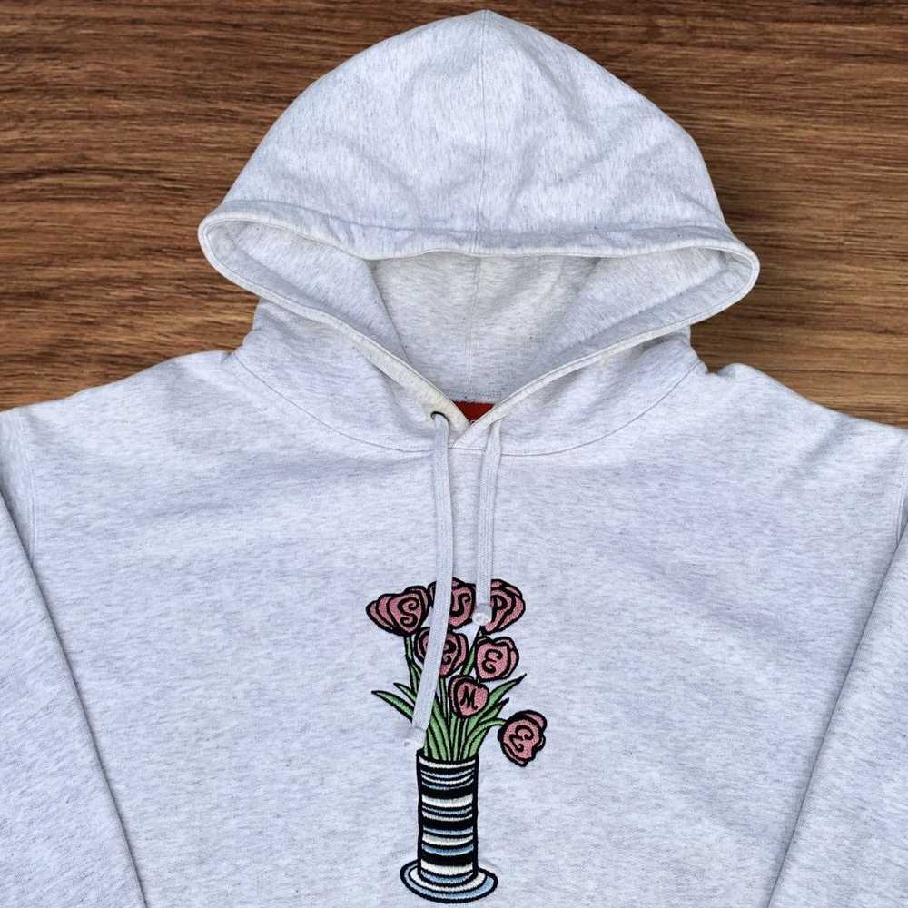 Supreme FW18 Supreme Flowers Grey Hoodie Embroide… - image 5