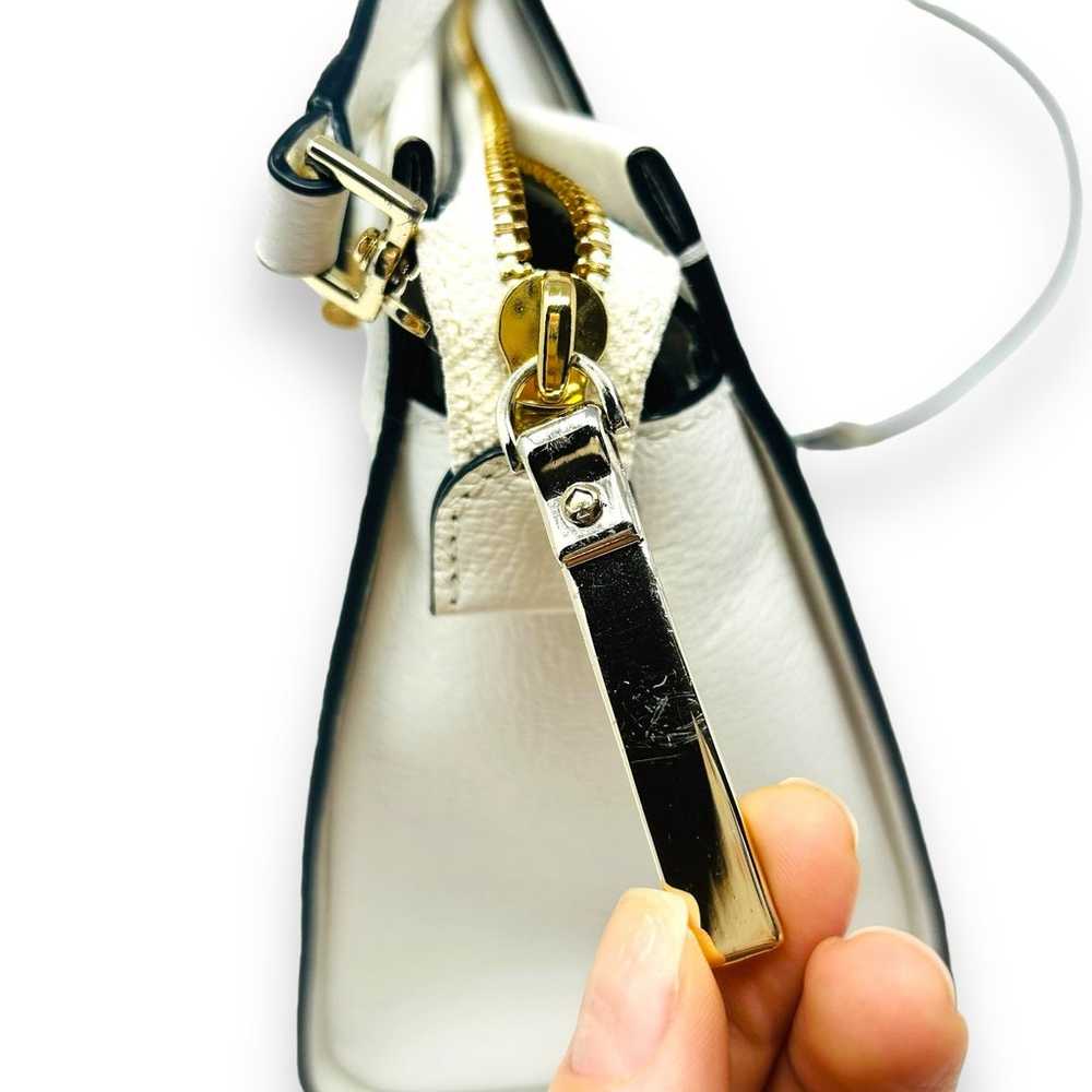 Kate Spade Pebbled Leather White Zippered Handbag… - image 3