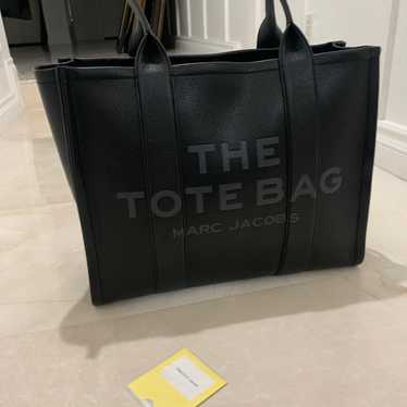Authentic Marc Jacobs The Large Leather Tote Bag - image 1