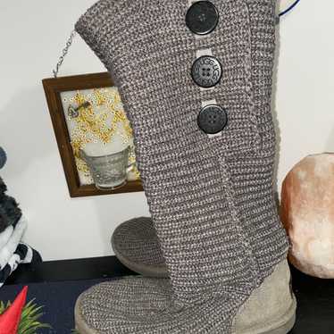 UGG EUC womens grey crochet UGG boots. Wear tall o