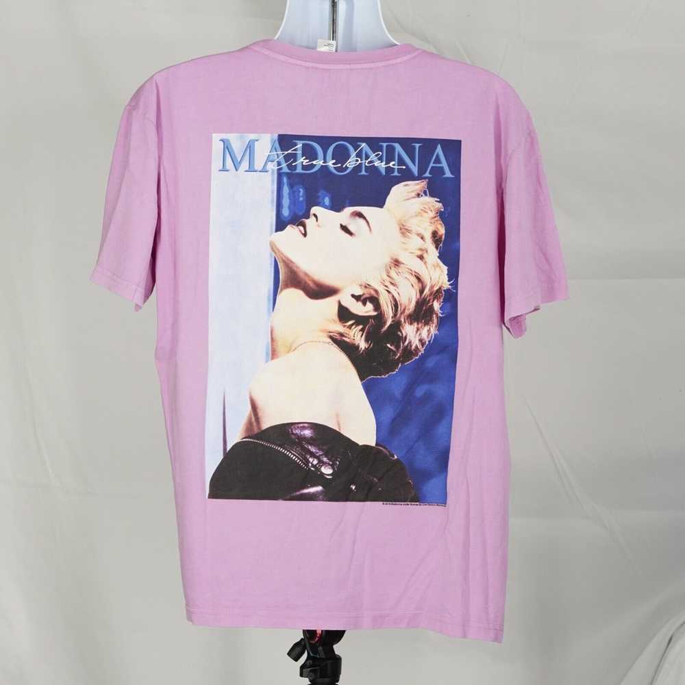 H&M - H&M Licensed True Blue Madonna Pink L T-shi… - image 1