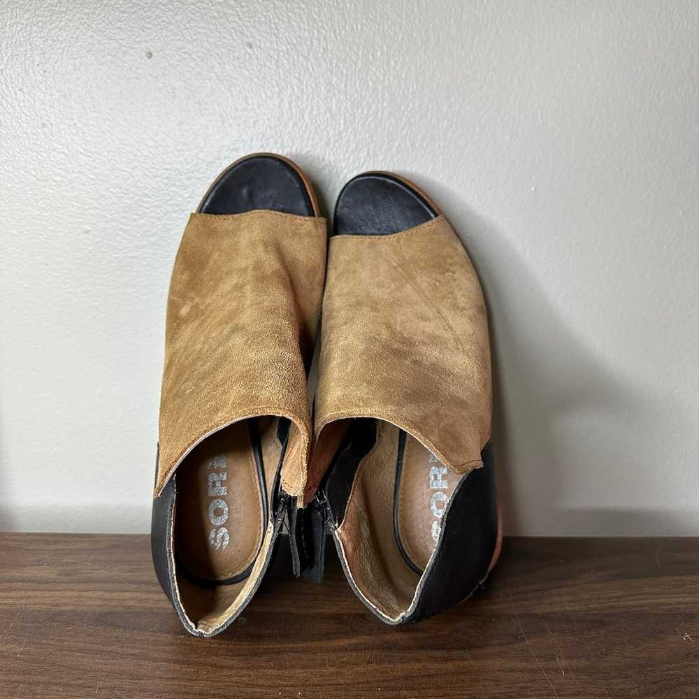 SOREL Nadia Brown & Black Leather Peep Toe Heeled… - image 7