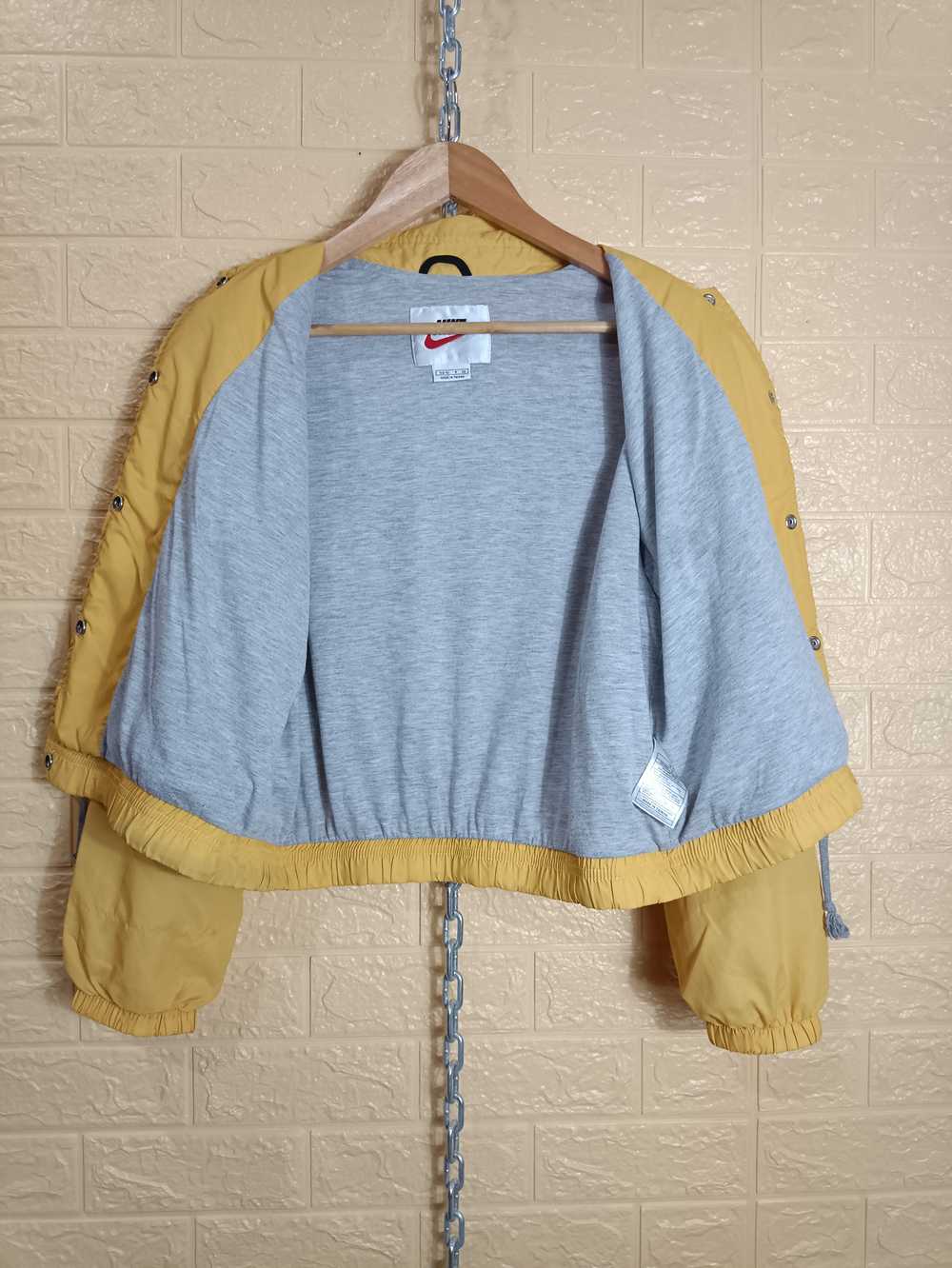 *DELETE TODAY* Vintage Nike Crop Top Windbreaker - image 8